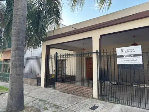 CASA 3 DORMITORIOS | MORON  | AMPLIO JARDÍN