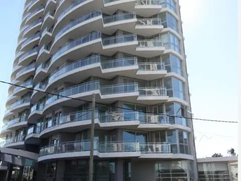 Departamento en alquiler y venta - dos dormitorios - Sunrise tower - Punta del Este