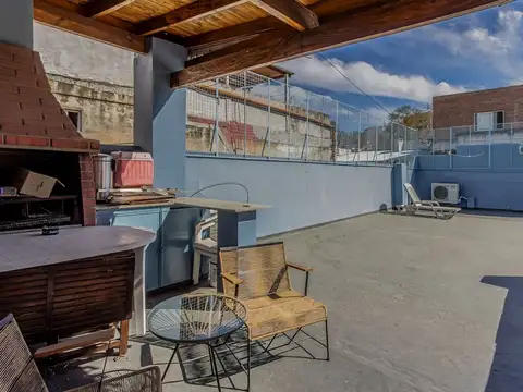 ALQUILER HERMOSA CASA 6 AMB PATIO PARRILLA TERRAZA