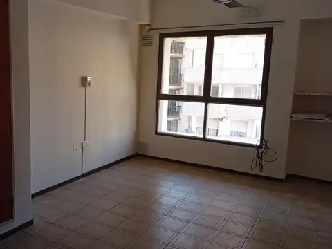Duarte Quiros 200, Piso 6
