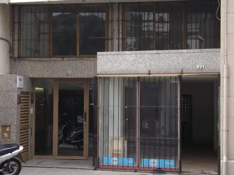San Lorenzo 921, Local al frente, 58 m2.-