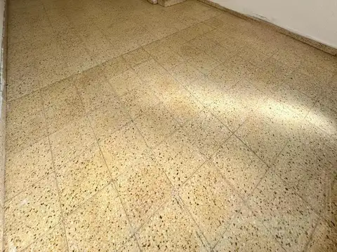 Depto Tipo Casa en Alquiler al Este