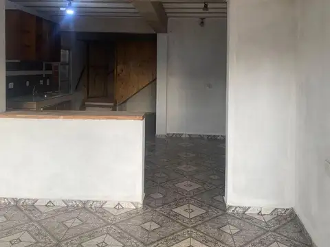 Av. Jauretche y calle 172