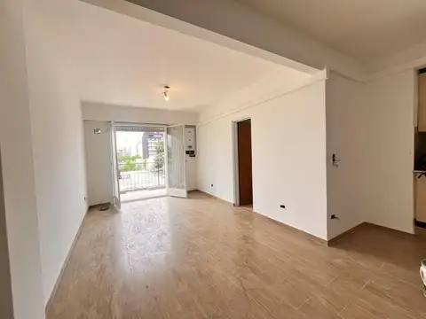 Departamento en Alquiler en Coghlan, $ 650.000