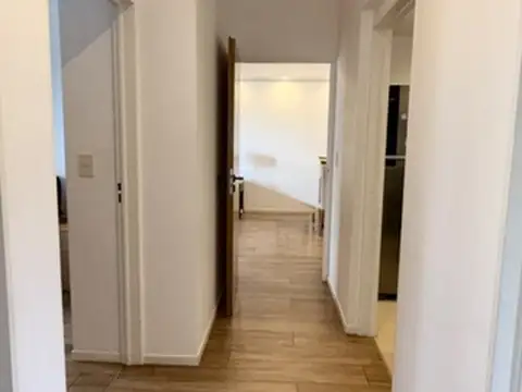 Departamento 4 ambientes con 2 baños