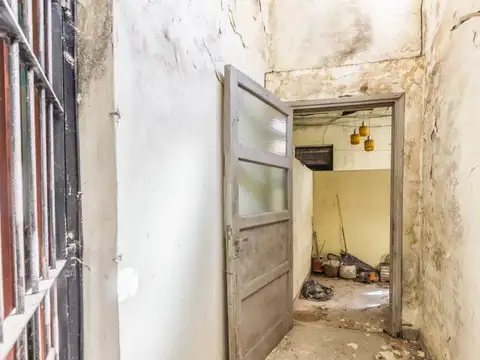 Cesar Diaz 5400 , Piso 0