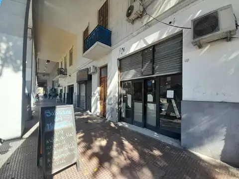 Local comercial APTO TODO DESTINO 112m2.
