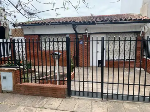 CASA EN ALQUILER ITUZAINGO NORTE