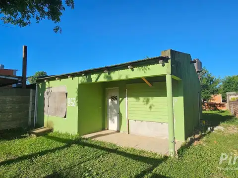 Casa a terminar sobre calle Maipú, entre San Lorenzo y Los Naranjos