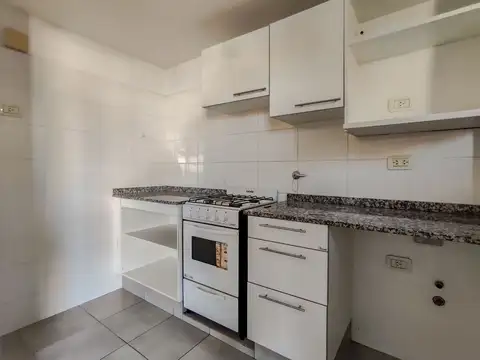 Departamento en Alquiler en Republica De La Sexta, $ 420.000