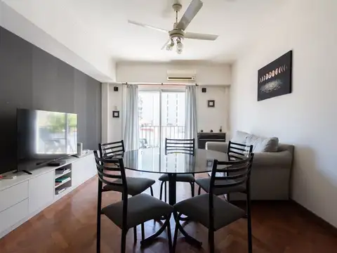 Venta 3 Ambientes Balcón -  Todo a Nuevo- Almagro