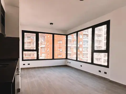 Coronel Ramón Lorenzo Falcón 5600, Piso 6