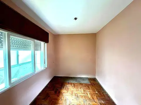 Cardoso 3200, Piso 1°