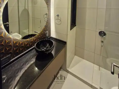 Casa 7 ambientes con 3 baños