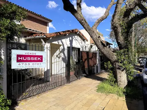 Casa en Venta en Martínez, San Isidro - 2 Plantas Con Jardín