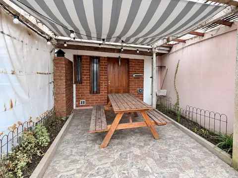 Casa 3 ambientes con 1 baño