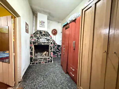 VENTA CASA 2/3 DORMITORIOS, FRENTE -  ITUZAINGO