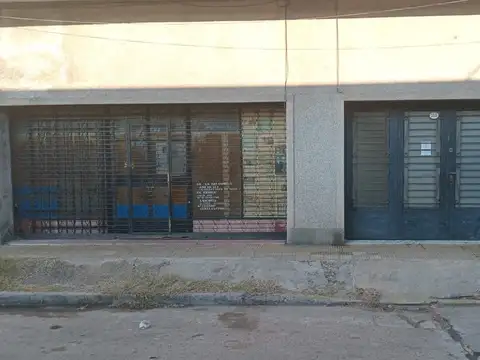 Santos Lugares Casa de 3 Ambientes + Local Oportunidad F: 10493