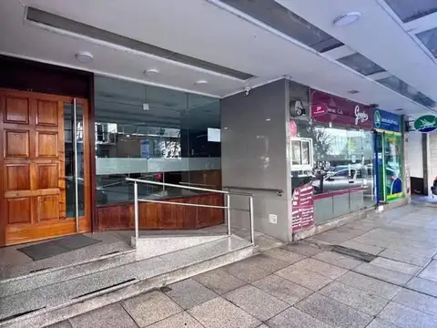 Entre Ríos e/ Avenida Colón y Bolivar