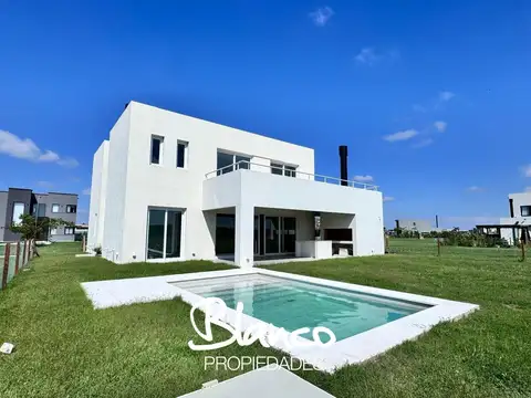 Casa en Alquiler en Puertos, Countries y Barrios Cerrados en Escobar