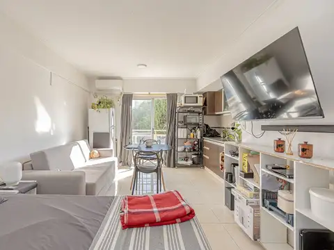 VENTA MONO AMBIENTE BALCON VILLA SARMIENTO COCHERA