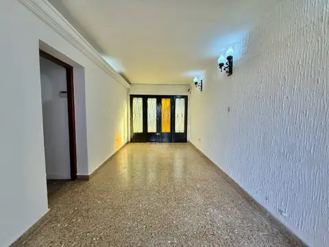 Casa 3 ambientes en venta en Ituzaingó Norte