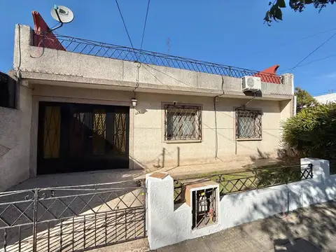 Gabriela mistral al 900