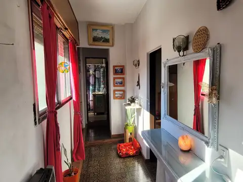 Depto Tipo Casa 4 ambientes con 2 baños