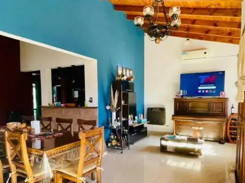 Casa en Venta en General Belgrano, USD 120.000