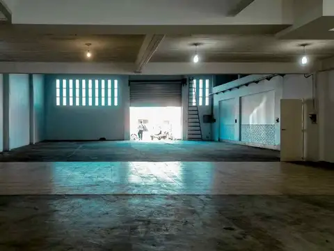 Galpon en Venta en Las Avenidas, USD 400.000
