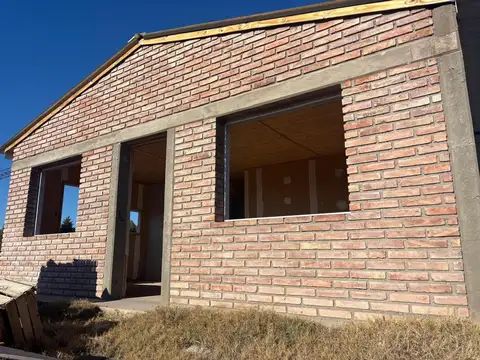 Terreno y Casa en San Rafael - Mendoza (Ruta Nacional 143)