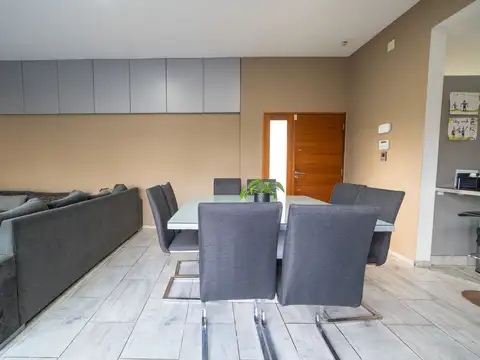 Casa en Venta en La Carolina, USD 175.000