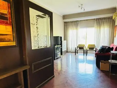General José Gervasio Artigas 100, Piso 5°