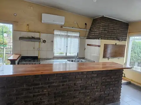 Casa en Alquiler en San Lorenzo, $ 680.000