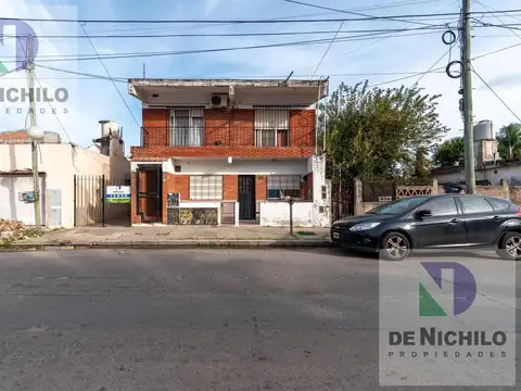 Depto Tipo Casa en Venta de 5 ambientes