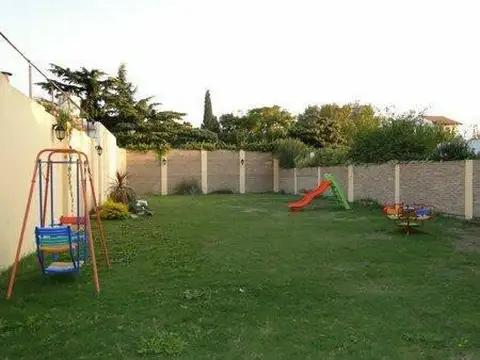 Terreno en Venta en Lomas De Zamora, USD 480.000