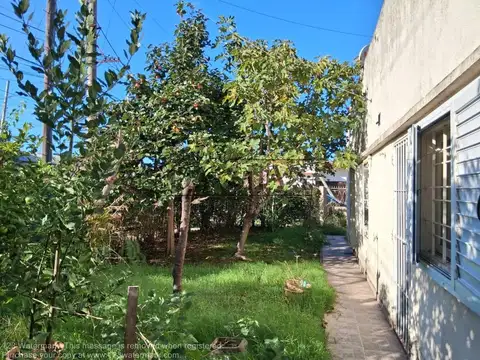 Casa en venta en MORON SUR.  Baradero y Arana. MORON Sur.