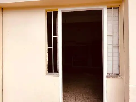 Local en Alquiler 126 años