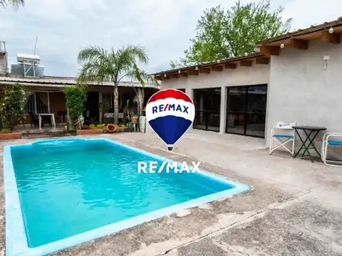 CASA 3 DORM VENTA LA MERCED CHICA CON PILETA 