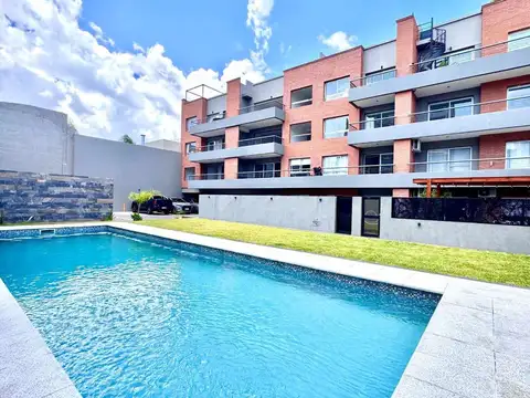 Departamento 3 Amb con Jardin, cochera y pileta