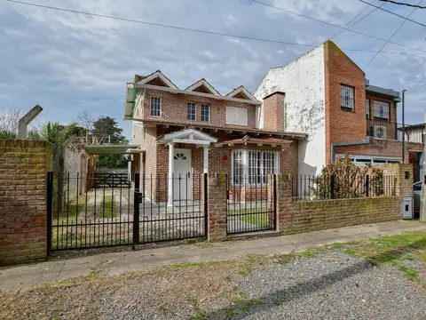 Calle 466 e/ 28 bis y 30 3400