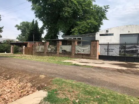 GALPON / DEPOSITO EN VENTA EN LOS CARDALES - E. DE LA CRUZ