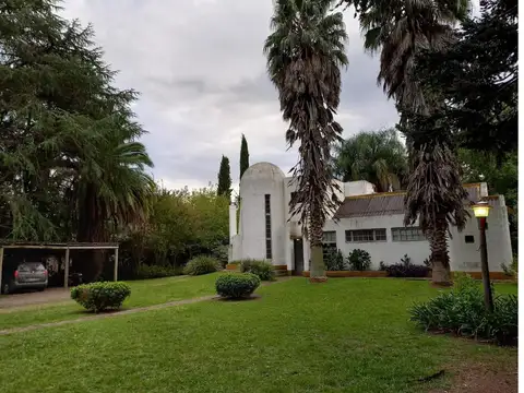 Los Aromos.