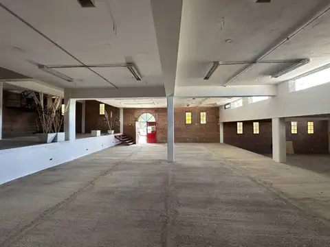 Avenida San Martín Esq. Luis Tessandori 600
