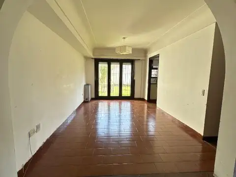 Casa en Venta en Parque Luro, USD 230.000