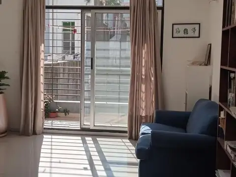 Loyola 100, Piso 2