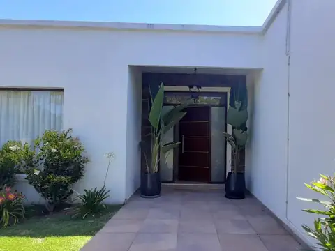 Casa  en Venta en San Francisco, Villanueva, Tigre