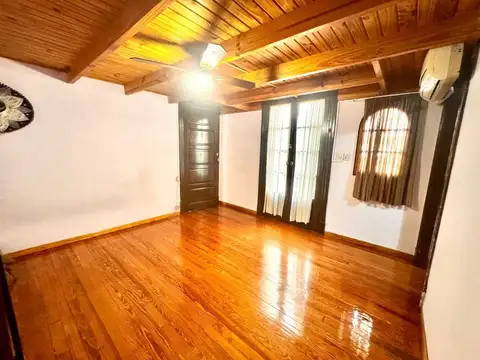 Depto Tipo Casa 4 ambientes con 1 baño