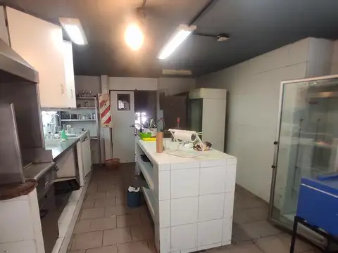 Local en Alquiler 45 años