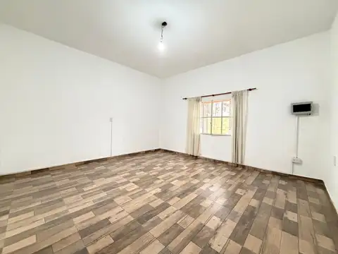 Depto Tipo Casa en Venta en Villa Sarmiento, USD 63.000